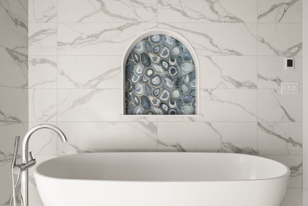 Bathroom, Free Standing Baths, Interior, Marble Walls