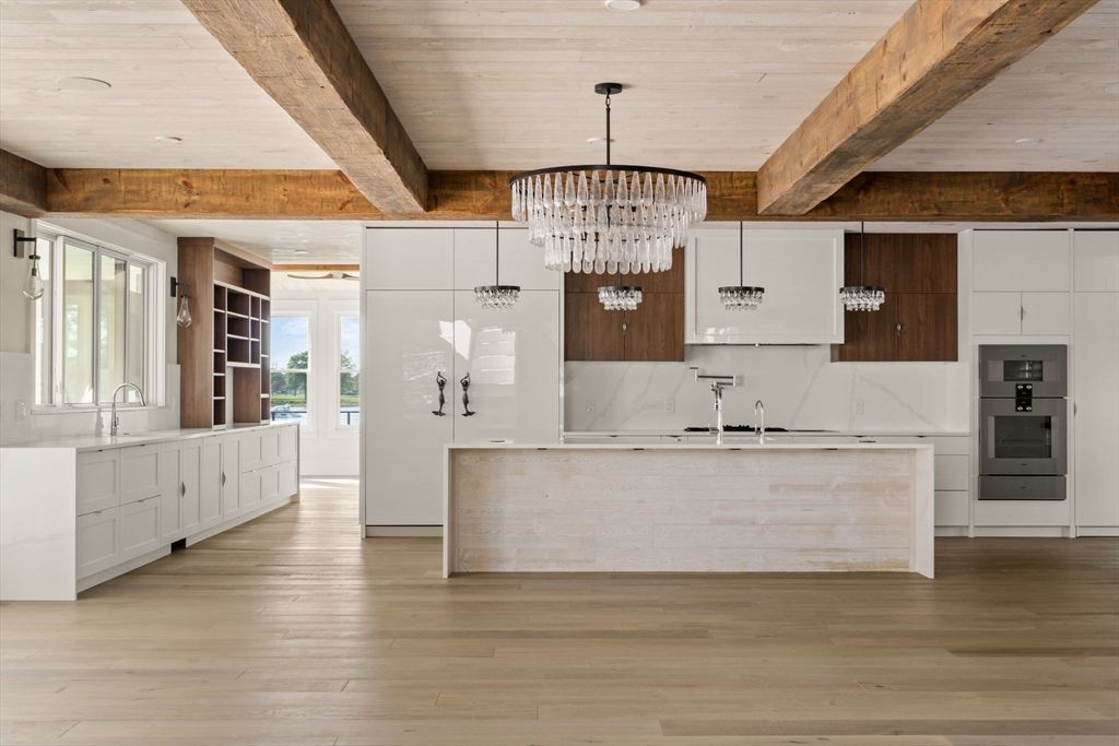 Chandelier, Interior, Kitchen, Marble Walls, Recessed Lighting, Wooden Beams, Wood Texture Flooring