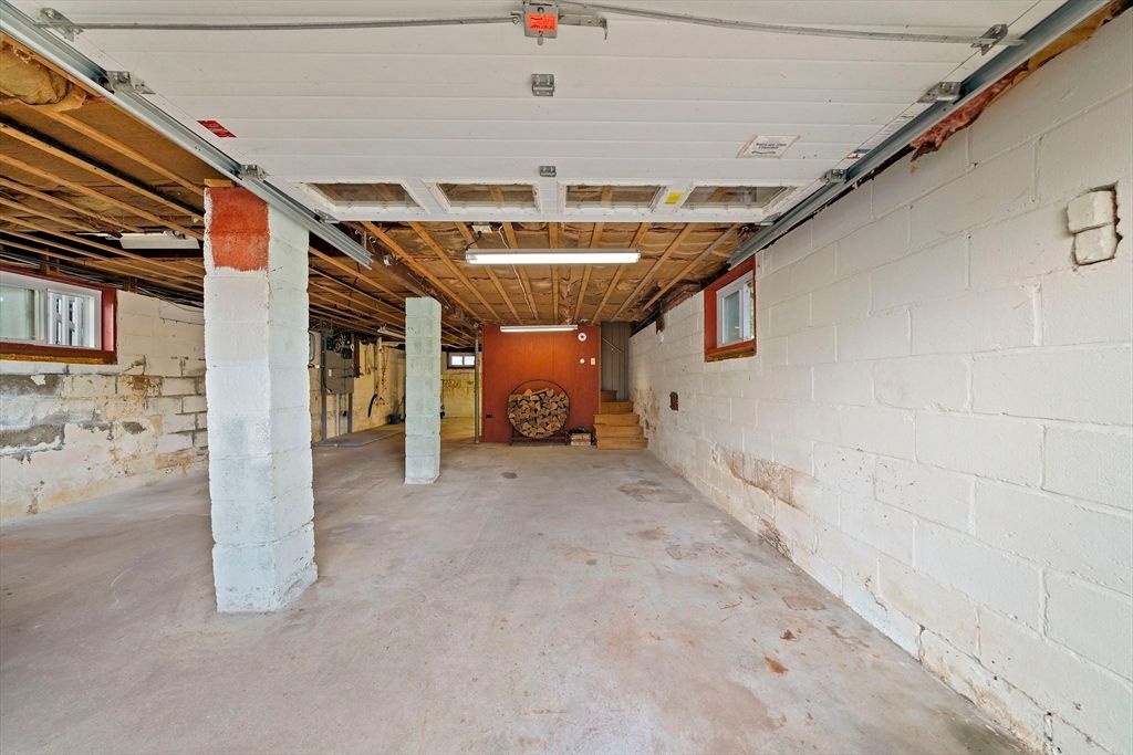 Garage, Interior, Stone Walls