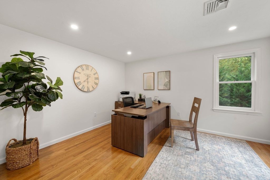 Home Office, Interior, Recessed Lighting, Wood Texture Flooring