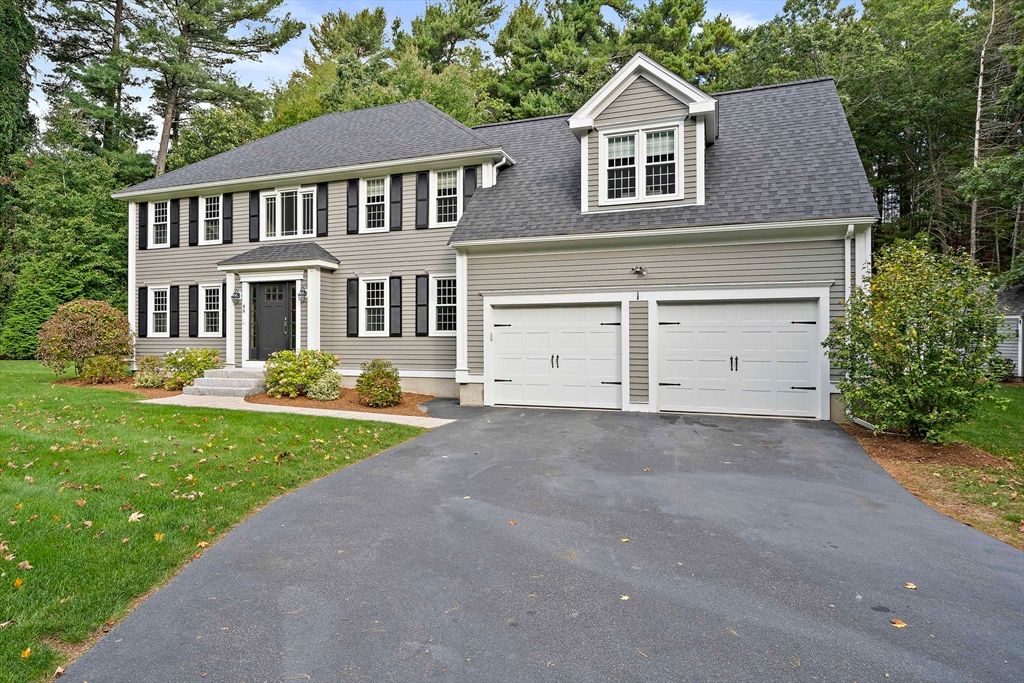 Attached, Exterior, Facade, Georgian