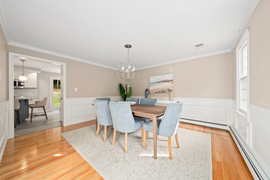Dining room, Interior, Pendant Lights, Wood Texture Flooring