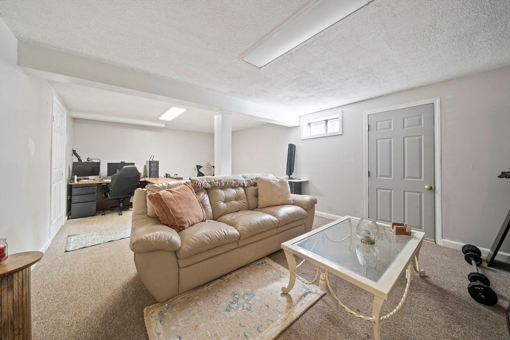 Home Office, Interior, Living room