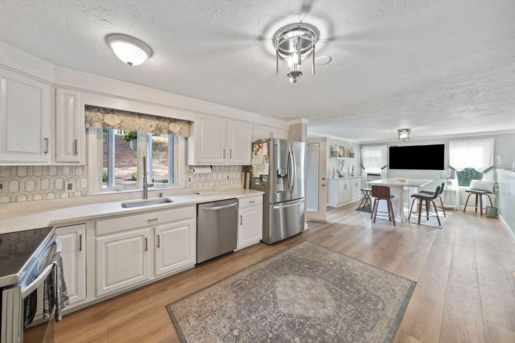 Dining room, Interior, Kitchen, Wood Texture Flooring