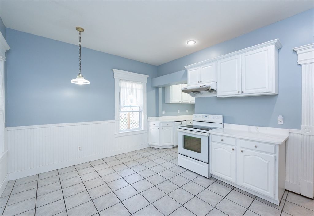 Interior, Kitchen, Pendant Lights, Recessed Lighting