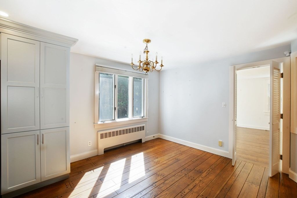 Chandelier, Empty room, Interior, Wood Texture Flooring