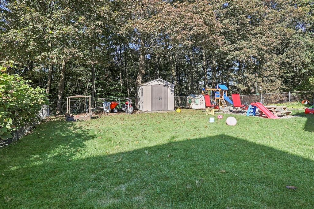Backyard, Exterior, Playground