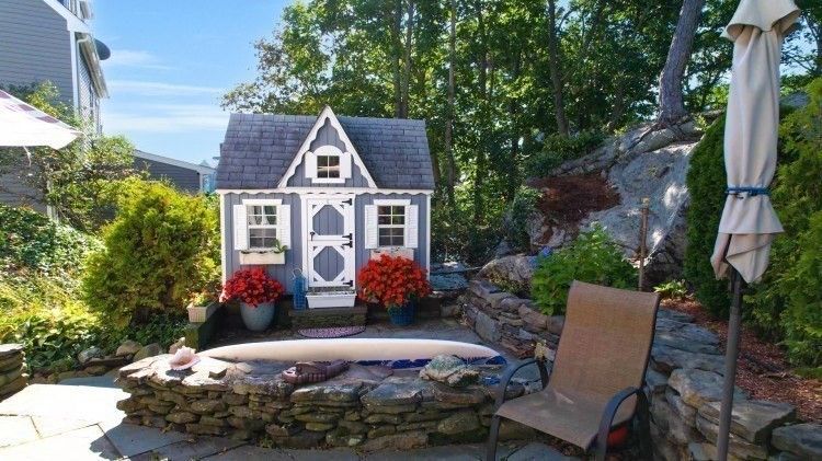 Exterior, Facade, Queen Anne Victorian