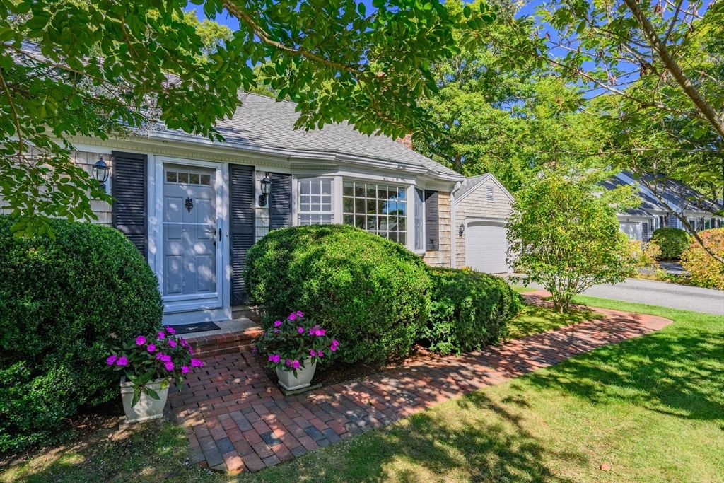 Exterior, Facade, Cape Cod