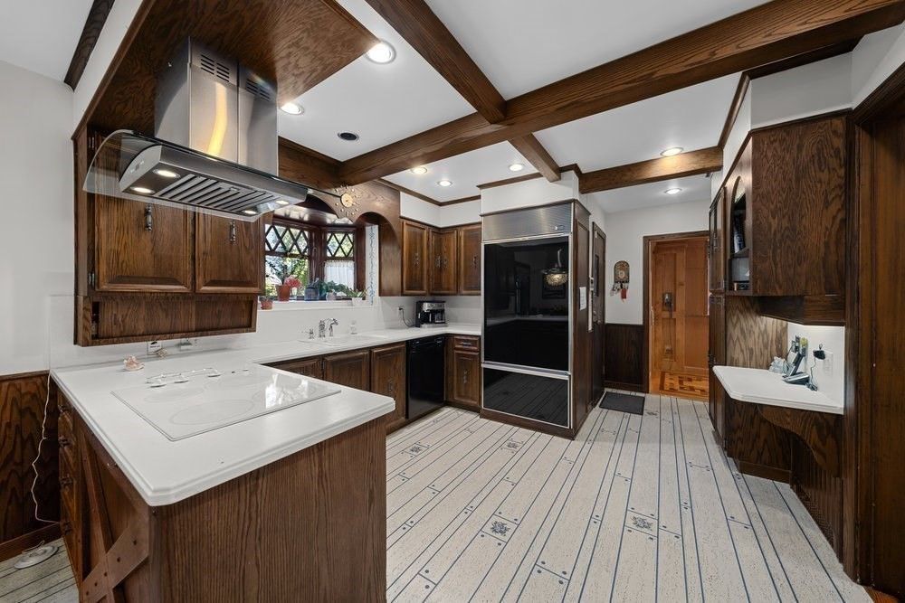 Interior, Kitchen, Recessed Lighting, Stainless Steel Appliances, Wooden Beams