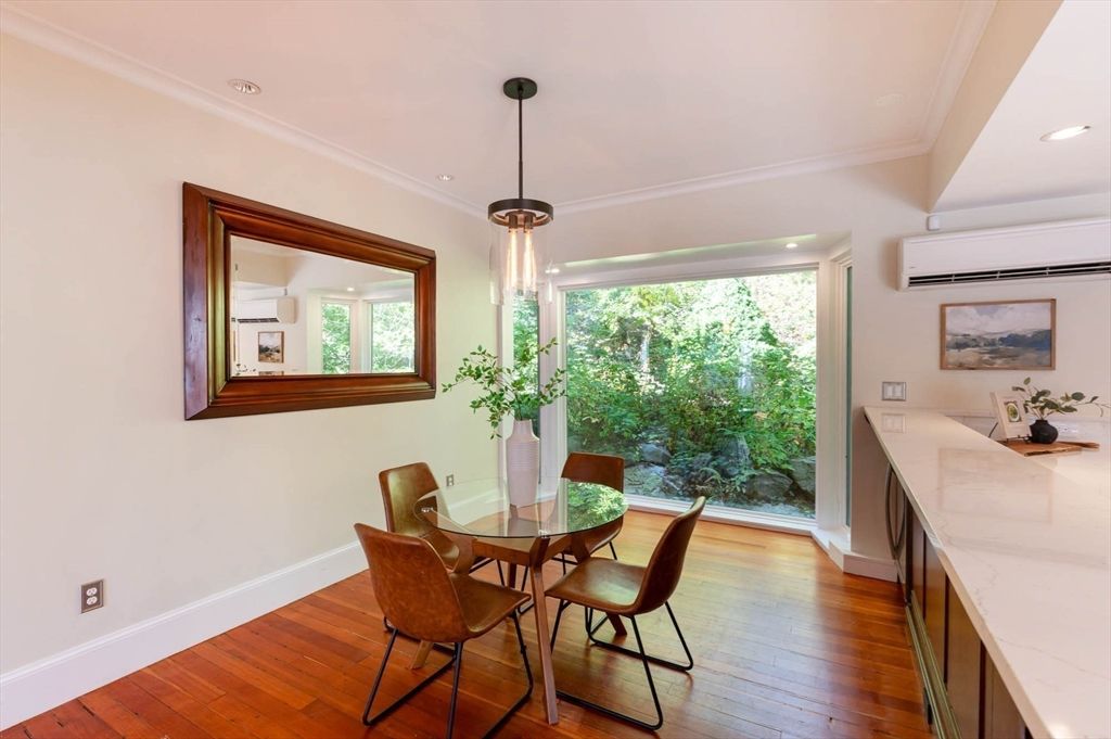 Dining room, Interior, Pendant Lights, Recessed Lighting, Wood Texture Flooring