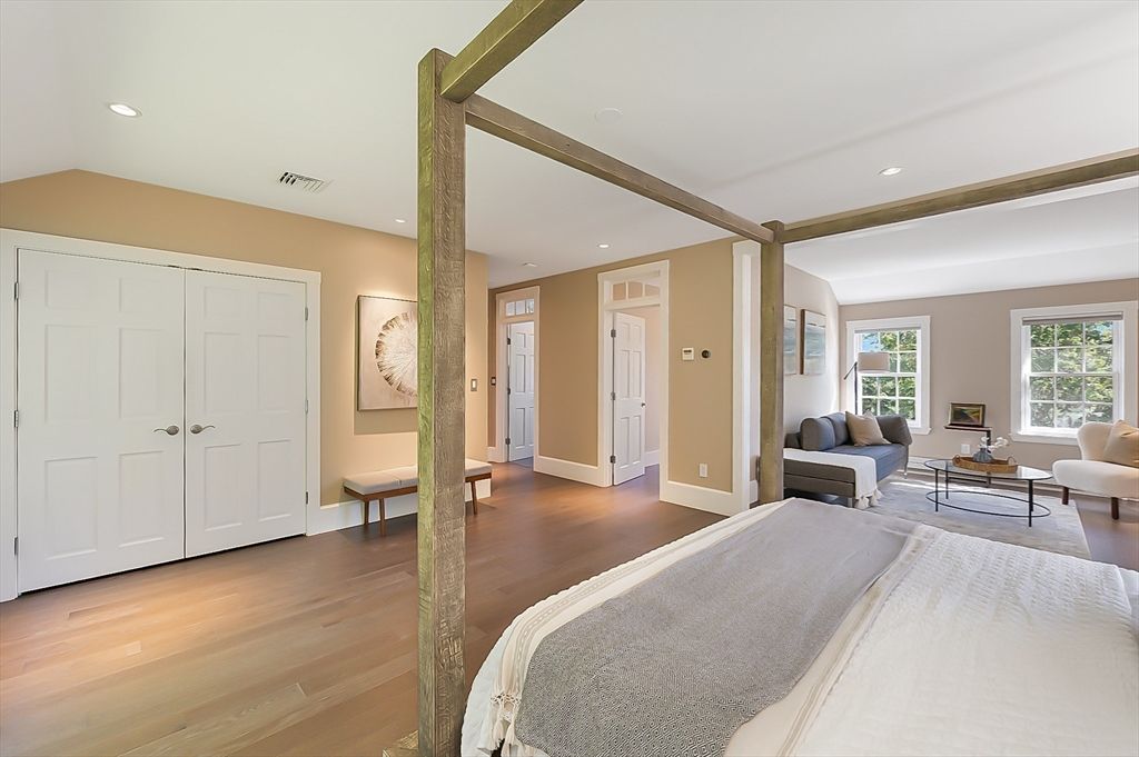 Bedroom, Interior, Living room, Recessed Lighting, Wood Texture Flooring
