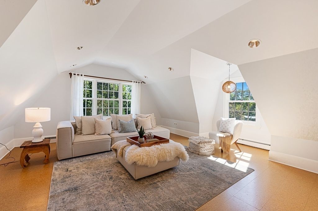 Interior, Living room, Pendant Lights, Recessed Lighting