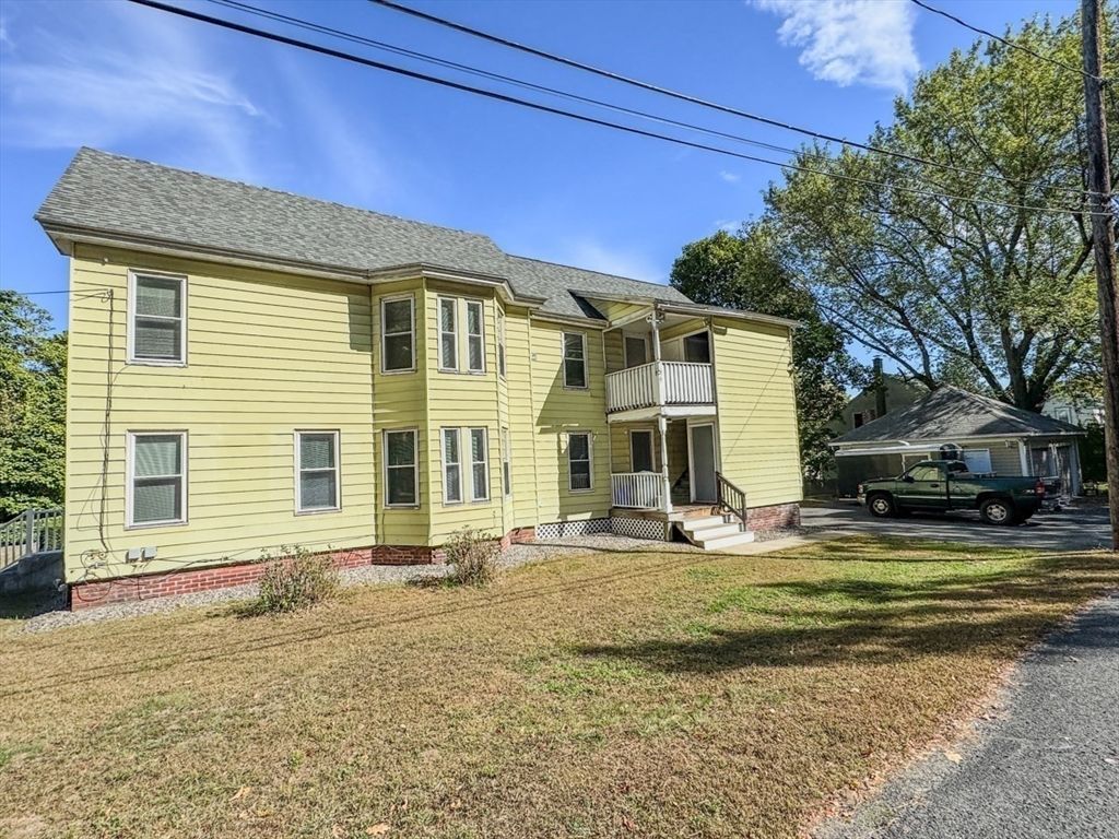 Backyard, Exterior, Facade, Georgian