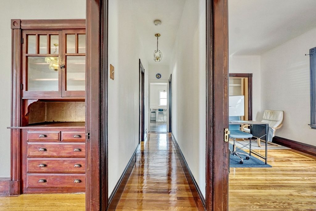 Home Office, Interior, Pendant Lights, Wood Texture Flooring