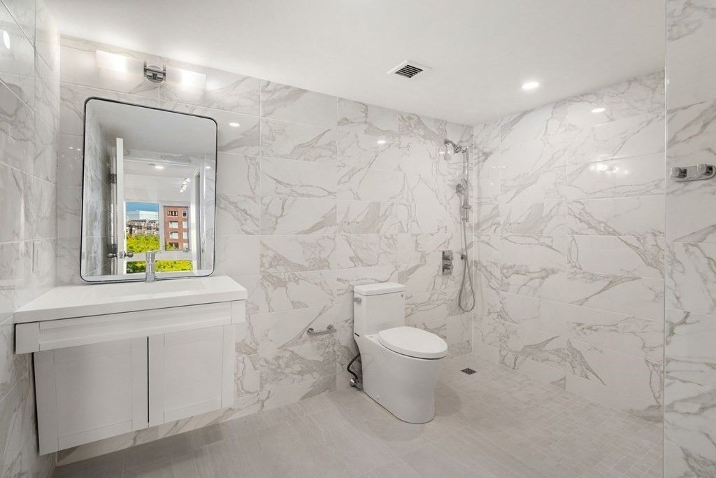 Bathroom, Interior, Marble Walls, Recessed Lighting