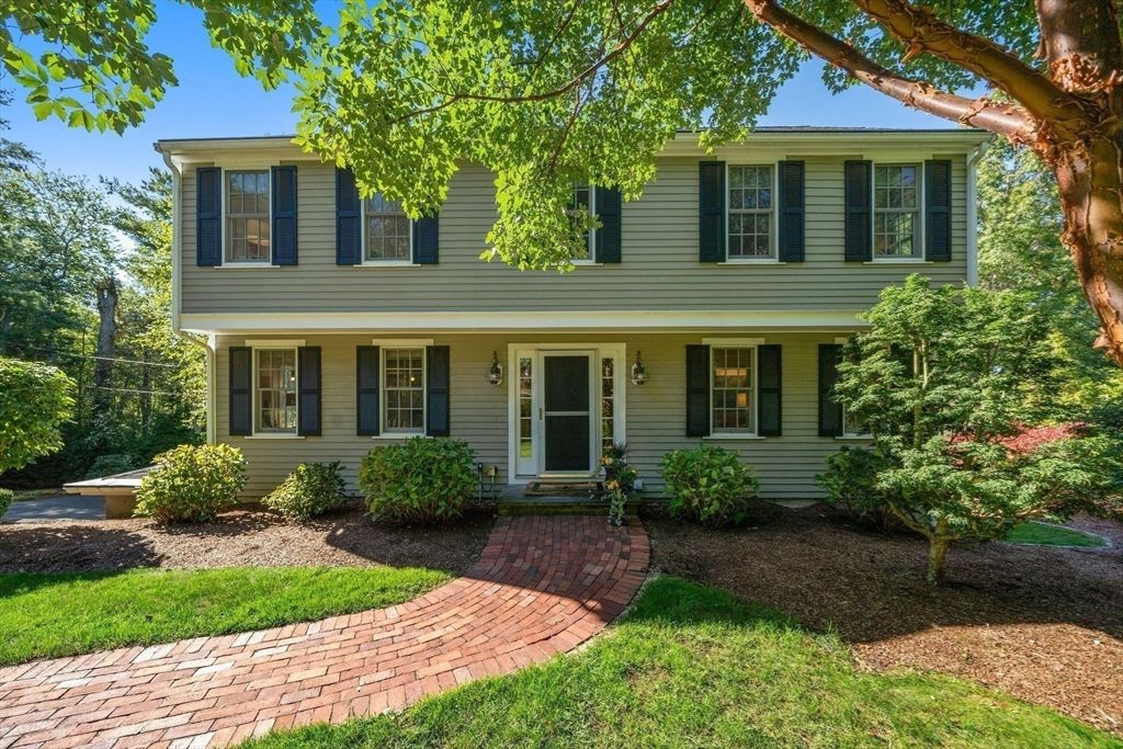 Exterior, Facade, Georgian