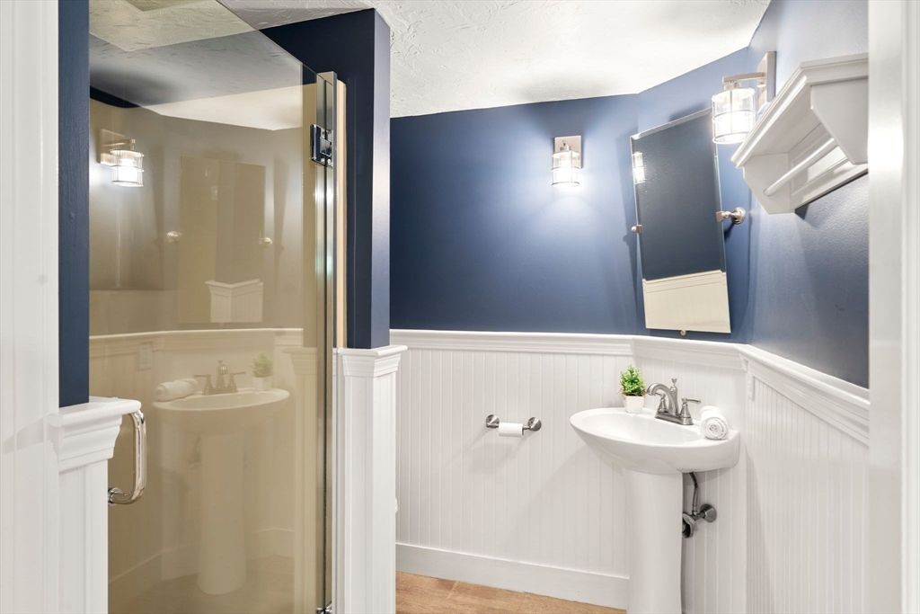 Bathroom, Interior, Wood Texture Flooring