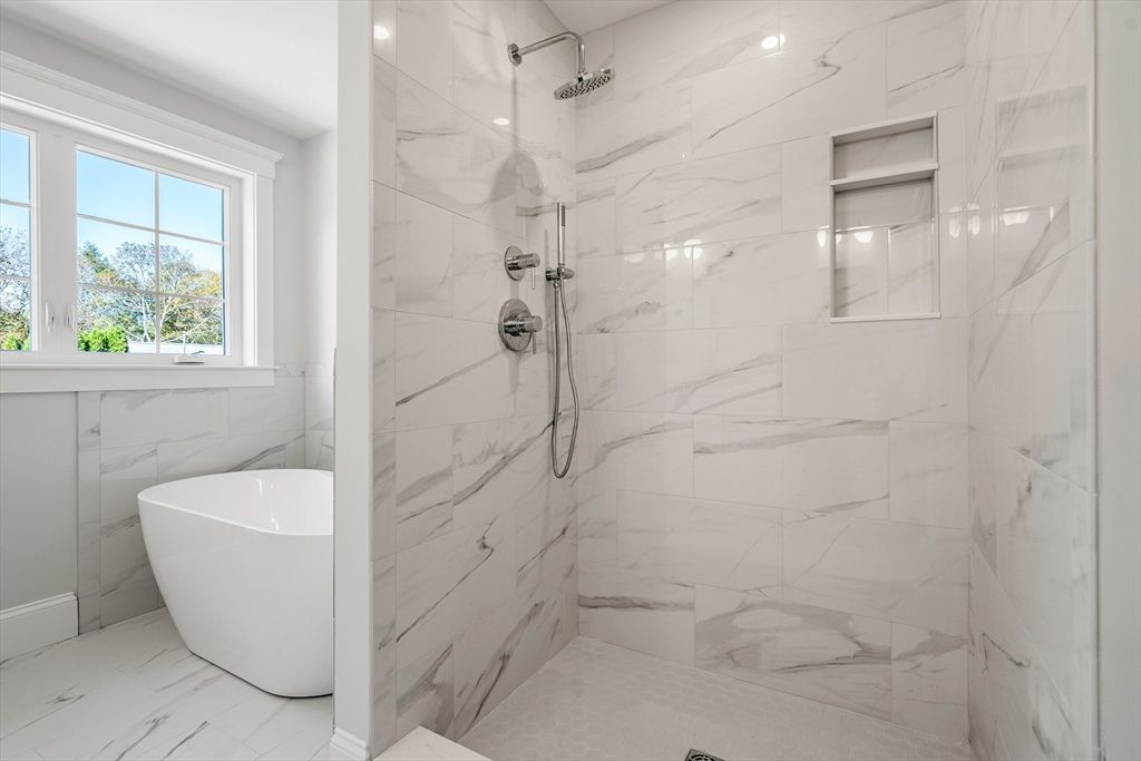 Bathroom, Free Standing Baths, Interior, Marble, Marble Walls