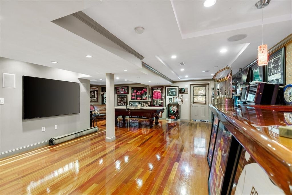 Billiard Table, Game Room, Interior, Pendant Lights, Recessed Lighting, Wood Texture Flooring