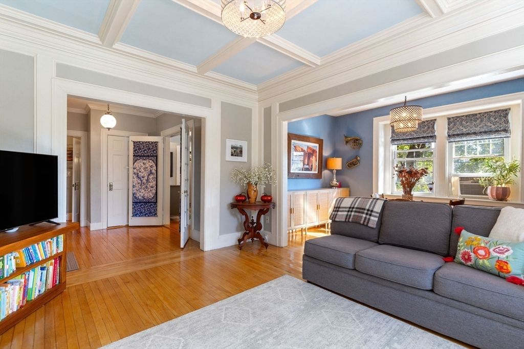 Interior, Living room, Pendant Lights, Wood Texture Flooring