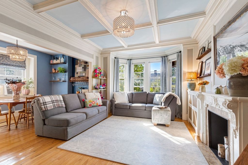 Dining room, Fireplace, Interior, Living room, Pendant Lights, Wood Texture Flooring