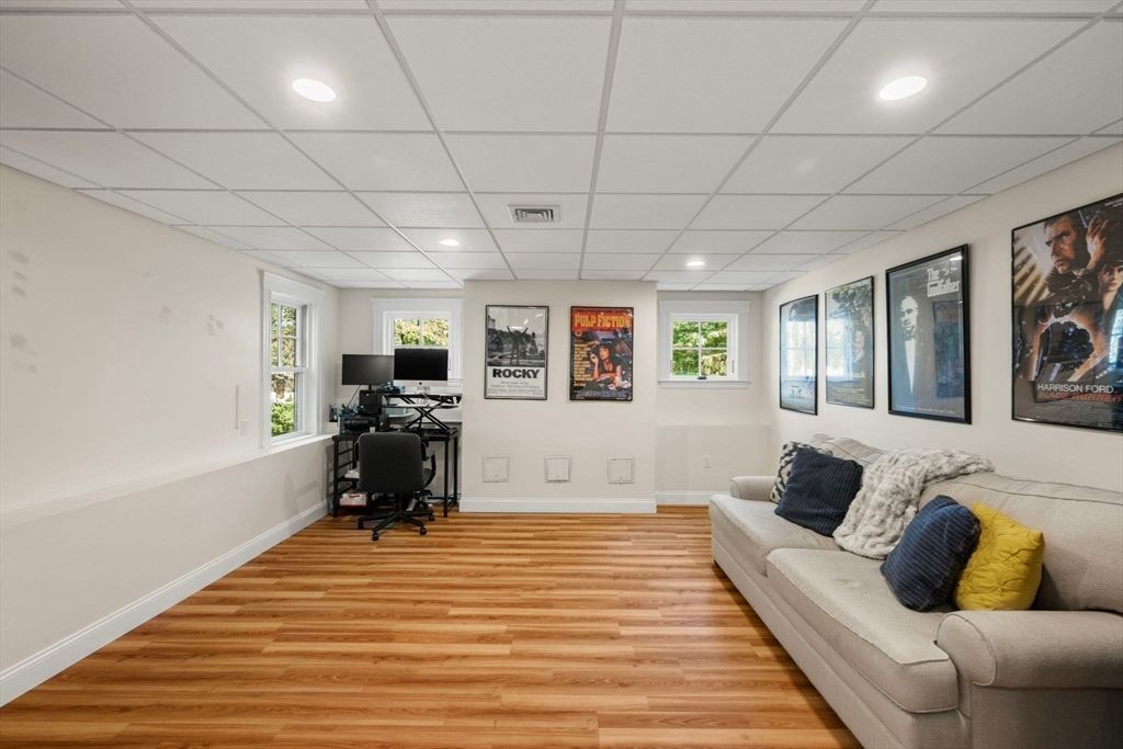 Home Office, Interior, Recessed Lighting, Wood Texture Flooring