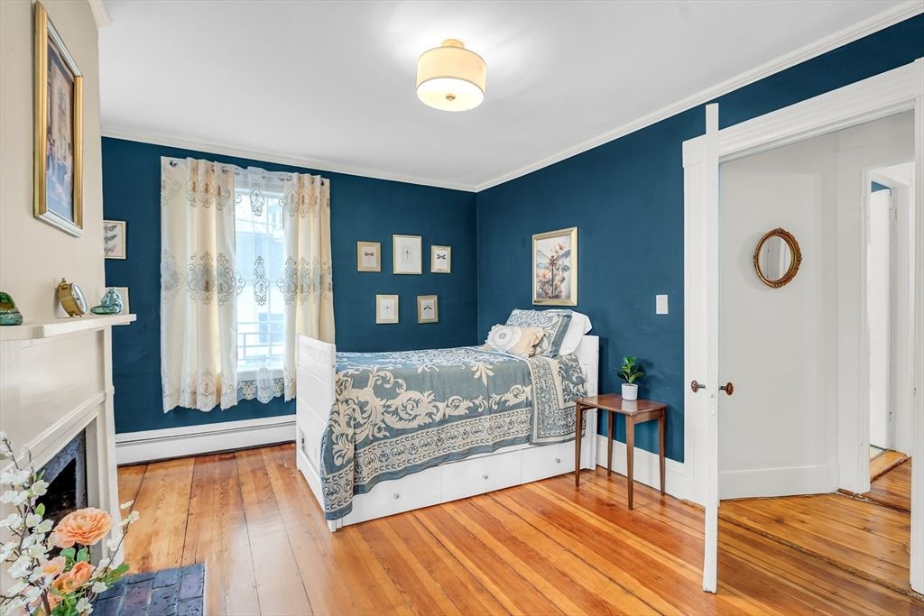 Bedroom, Fireplace, Interior, Wood Texture Flooring