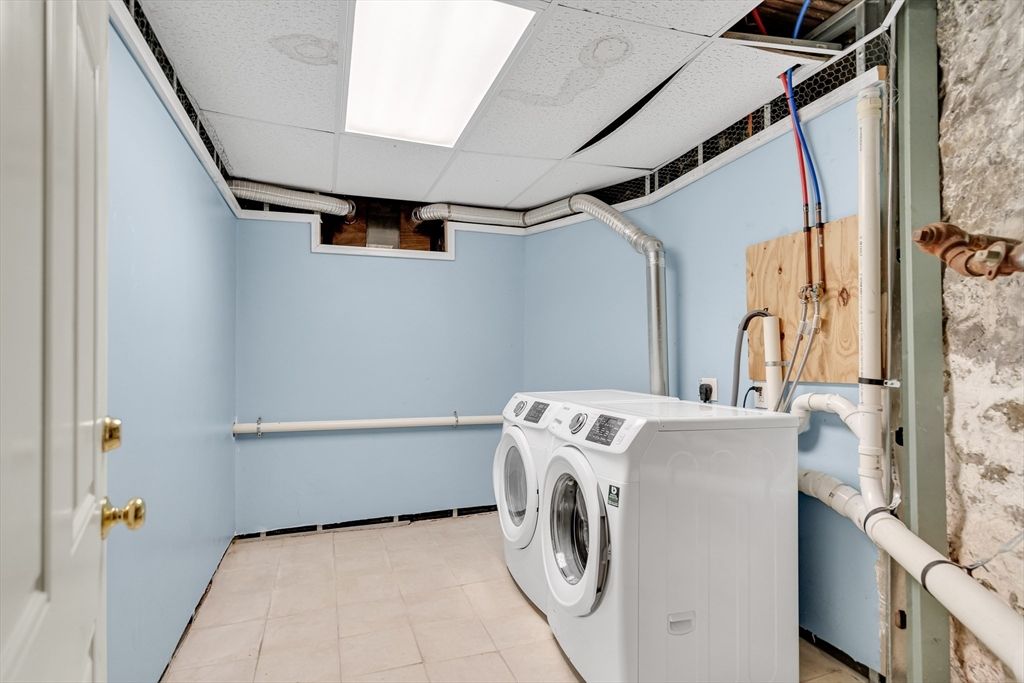 Interior, Washer