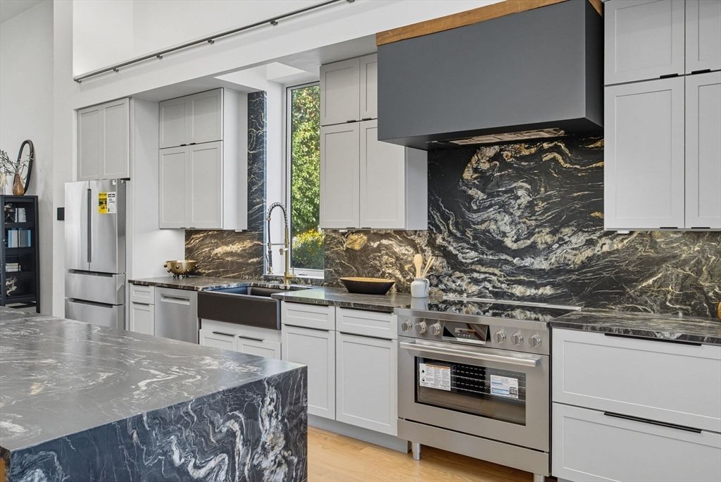 Interior, Kitchen, Stainless Steel Appliances, Wood Texture Flooring