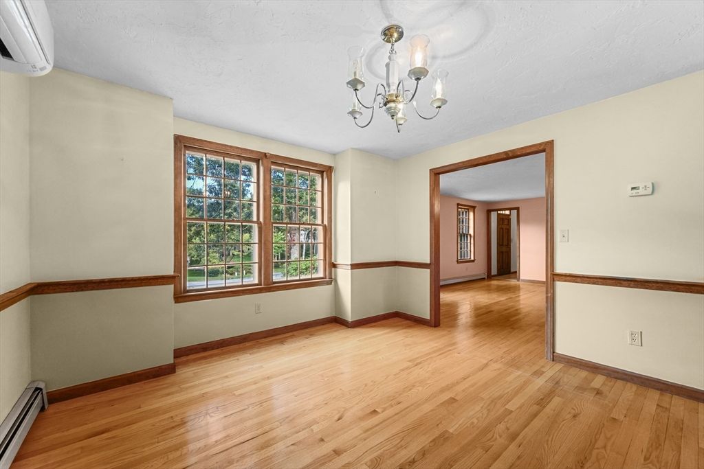 Chandelier, Empty room, Interior, Wood Texture Flooring