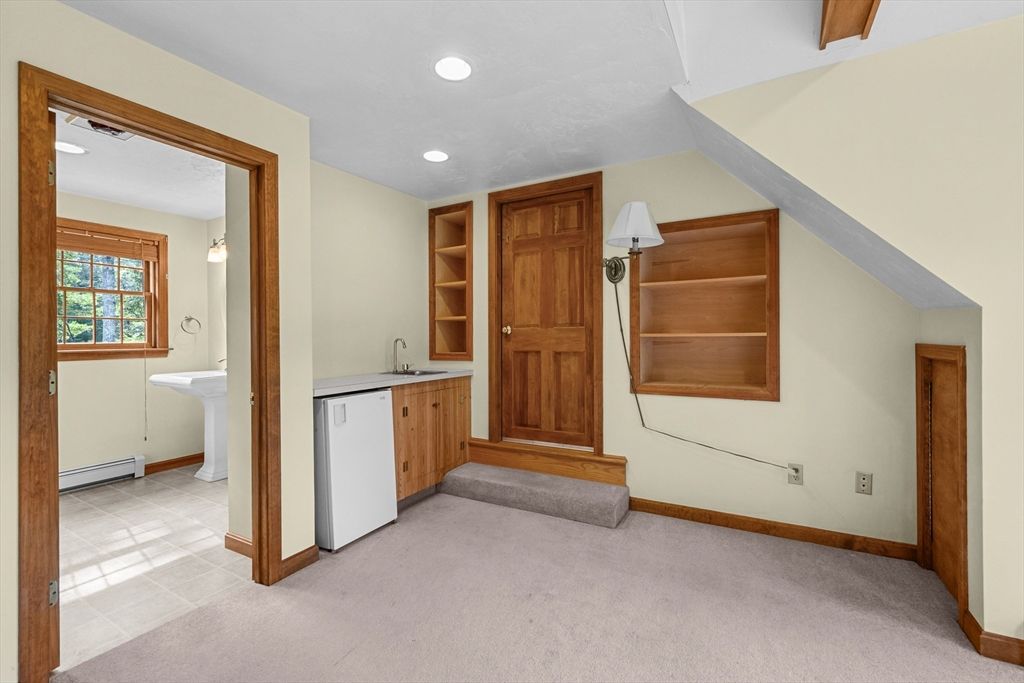 Bathroom, Interior, Pendant Lights, Recessed Lighting