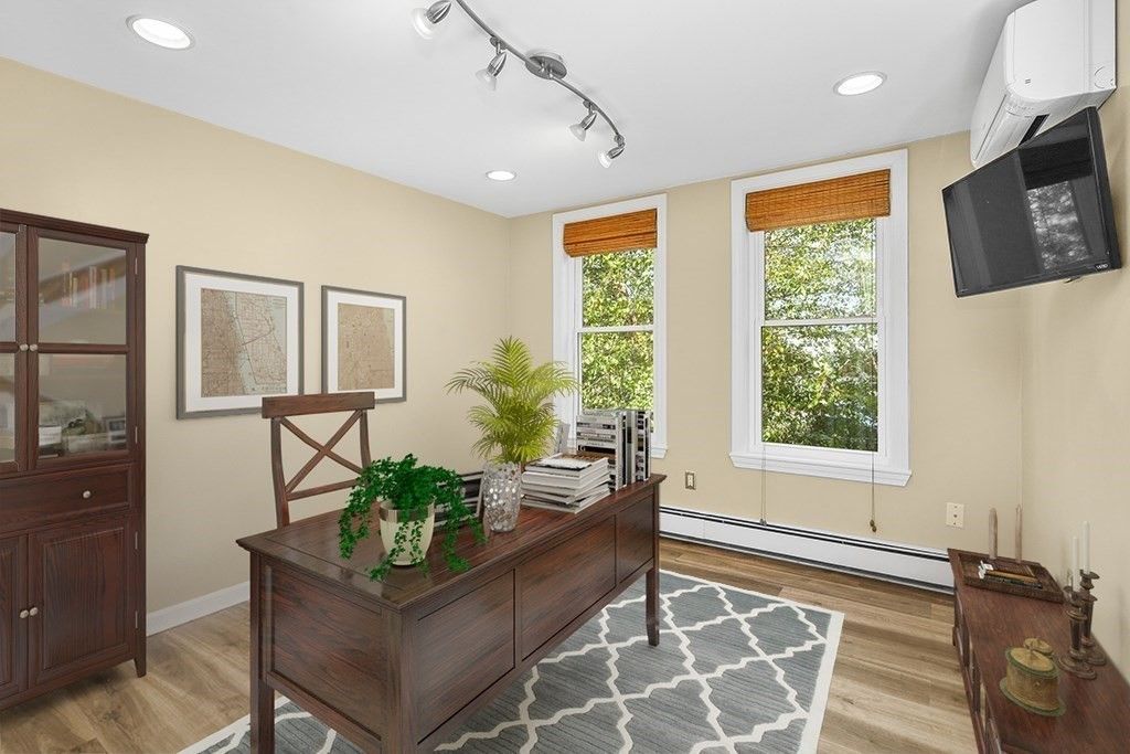 Home Office, Interior, Recessed Lighting, Wood Texture Flooring