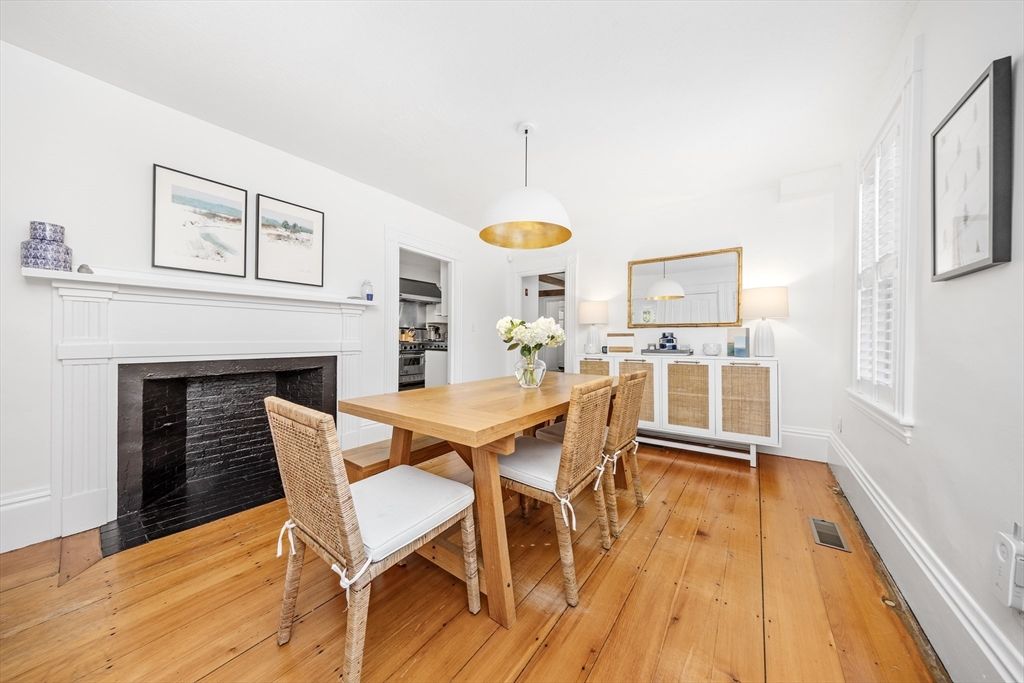 Dining room, Fireplace, Interior, Pendant Lights, Wood Texture Flooring