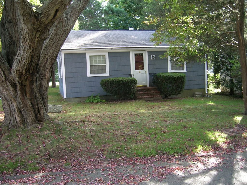 Exterior, Facade, Cape Cod
