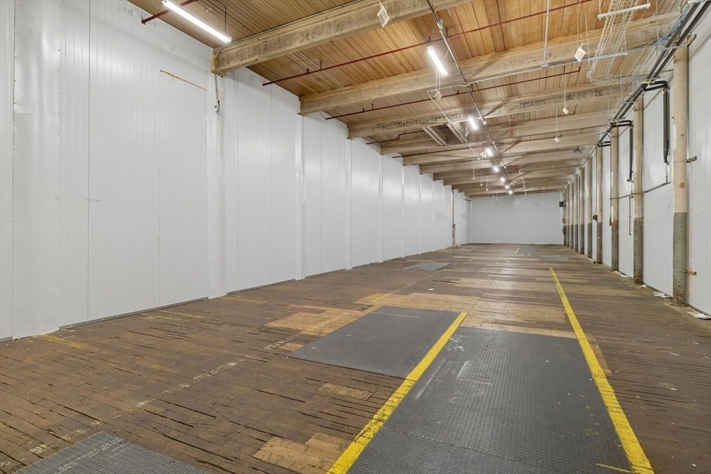 Interior, Wooden Beams