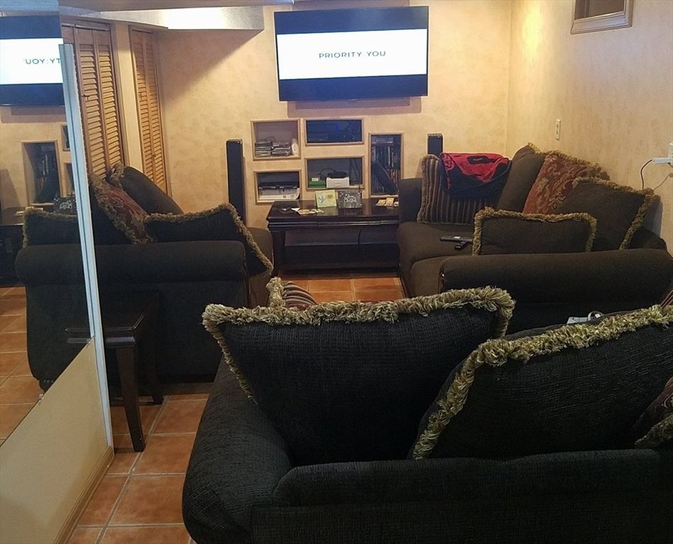 Interior, Living room
