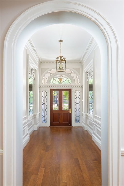 Chandelier, Interior, Wood Texture Flooring