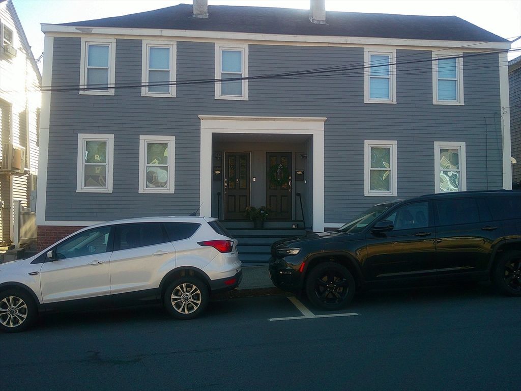 Exterior, Facade, Georgian