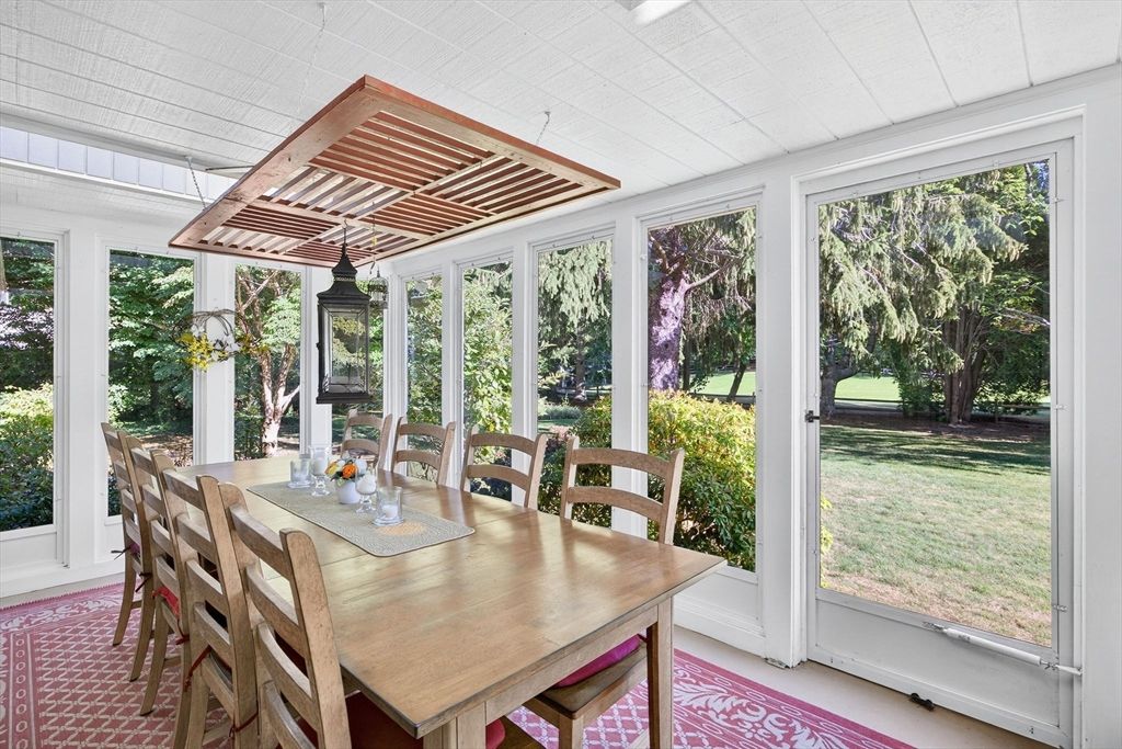 Dining room, Interior, Sun Room