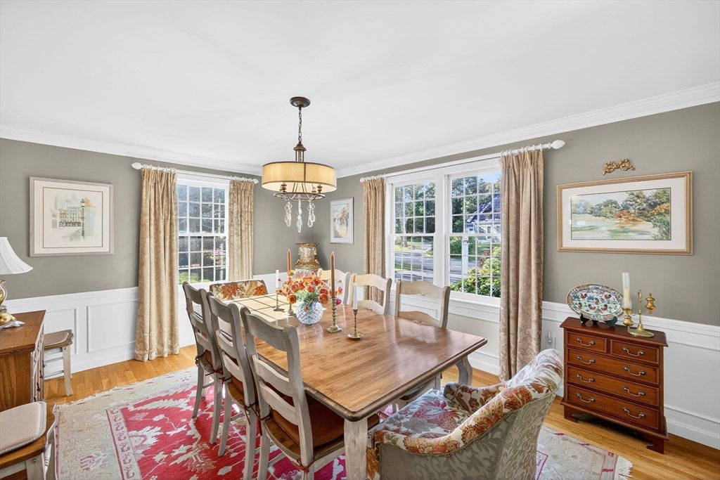 Dining room, Interior, Pendant Lights, Wood Texture Flooring
