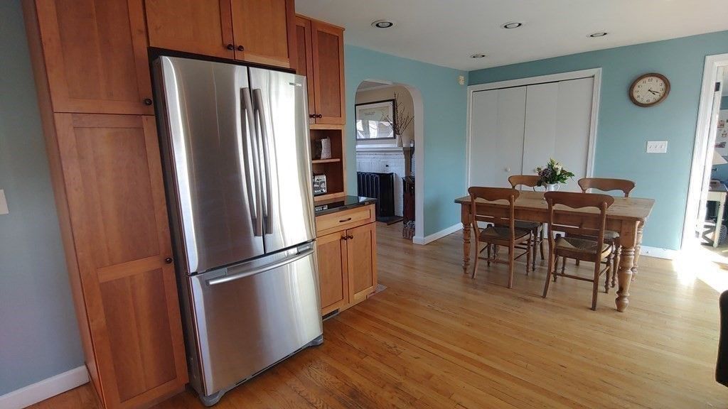 Dining room, Interior, Kitchen, Recessed Lighting, Stainless Steel Appliances, Wood Texture Flooring