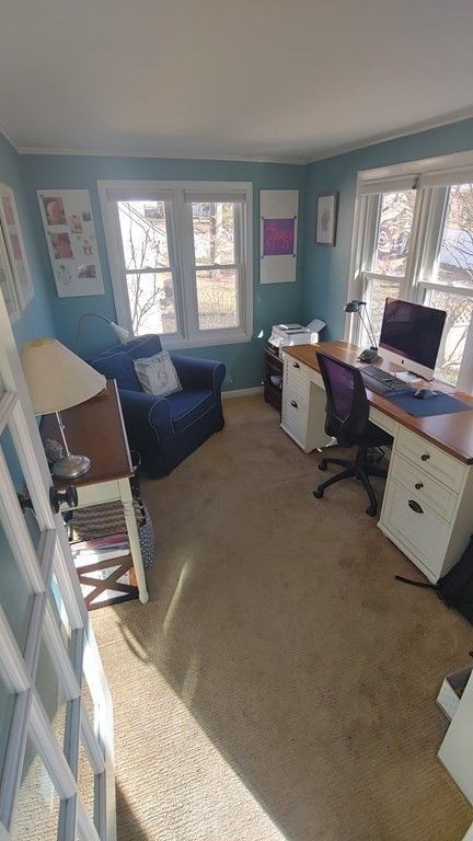 Home Office, Interior