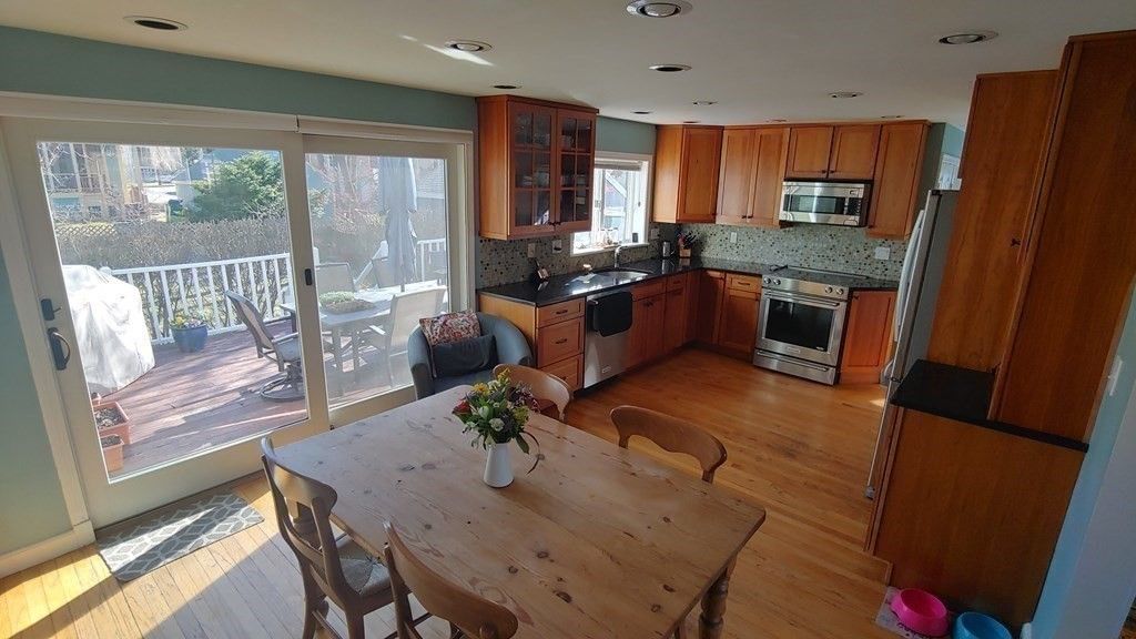 Dining room, Interior, Kitchen, Recessed Lighting, Stainless Steel Appliances, Wood Texture Flooring