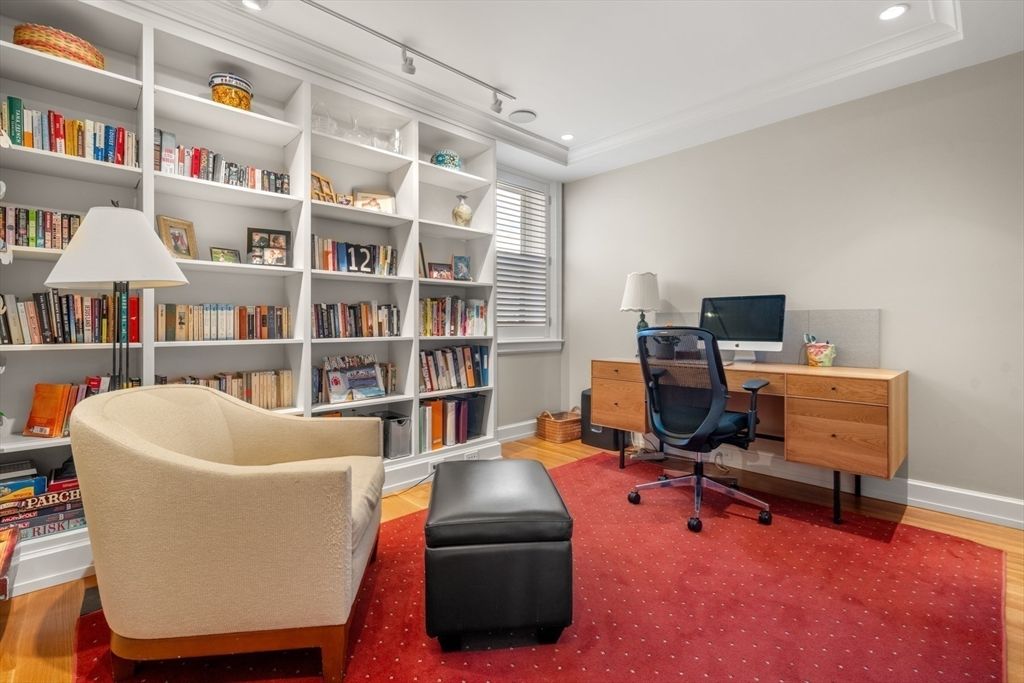 Home Office, Interior, Recessed Lighting, Wood Texture Flooring