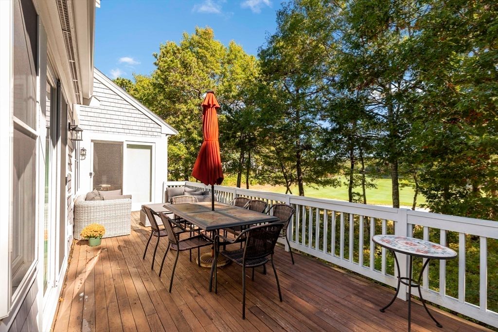 Exterior, Wood Texture Flooring