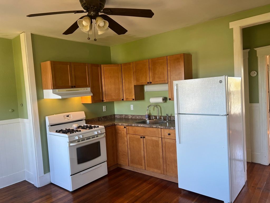Interior, Kitchen, Wood Texture Flooring