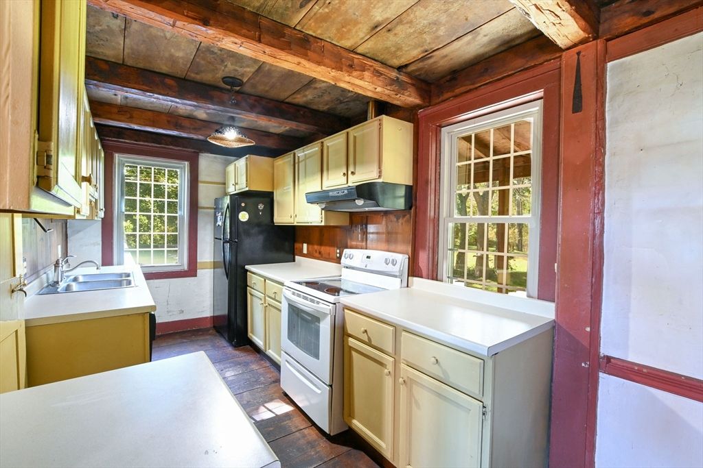 Interior, Kitchen, Wooden Beams, Wooden Ceilings