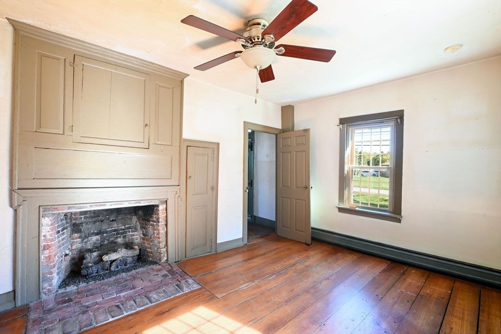 Empty room, Fireplace, Interior, Recessed Lighting, Wood Texture Flooring