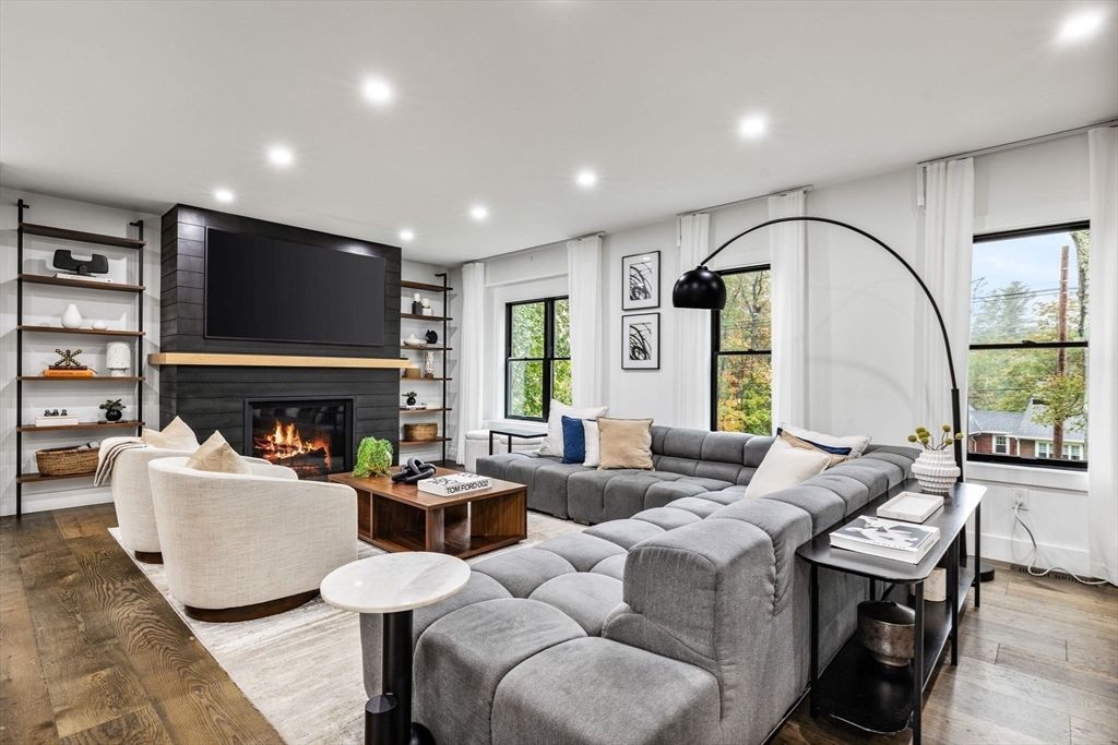 Fireplace, Interior, Living room, Recessed Lighting, Wood Texture Flooring